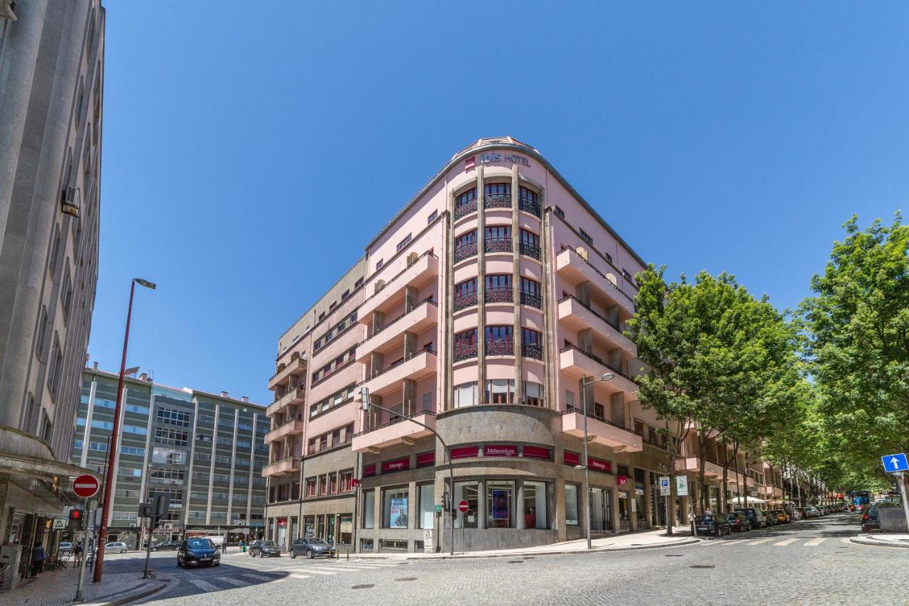 Ibis Porto Centro Mercado Bolhao Bagian luar foto
