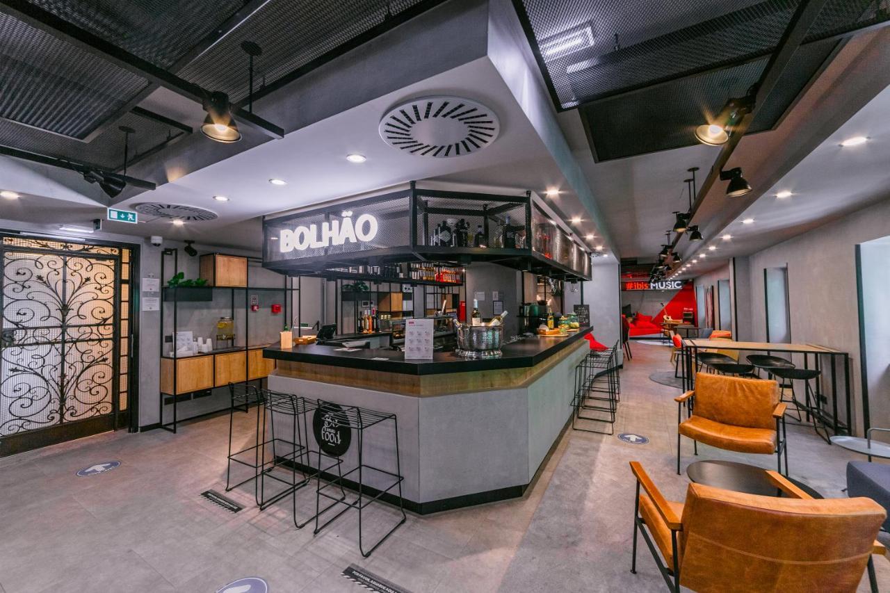 Ibis Porto Centro Mercado Bolhao Bagian luar foto