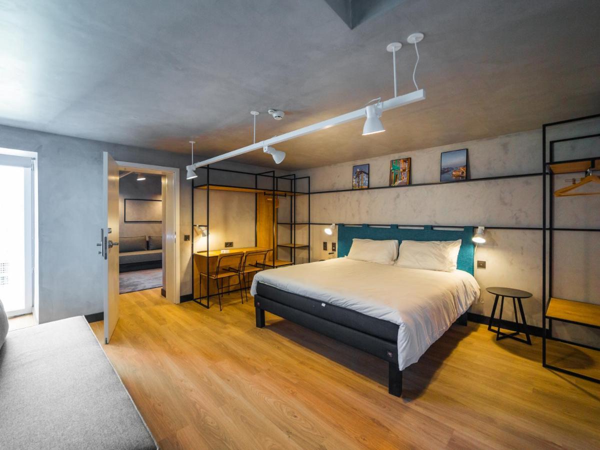 Ibis Porto Centro Mercado Bolhao Bagian luar foto